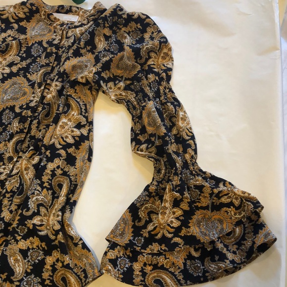 Michael Kors bell sleeve button down blouse. - Picture 2 of 7